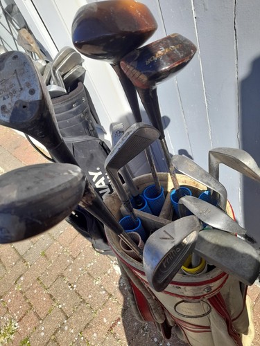 Golf clubs bag woods - in, a