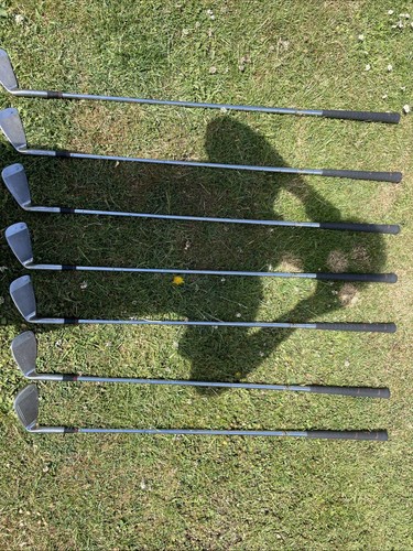 Men right handed golf - right,